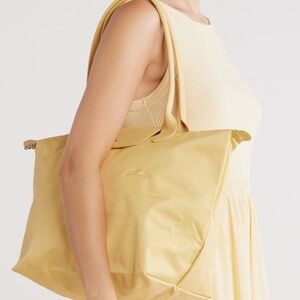 NWOT Longchamp Large Le Pliage Green Recycled Canvas Tote - Wheat